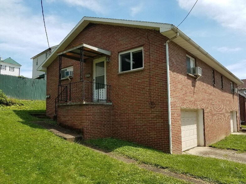 Duplex 819 Ridgely AV - 819 Ridgely Ave