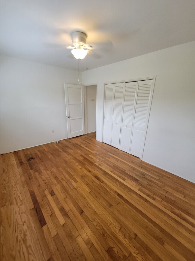 Building Photo - 619 Elvira Ave