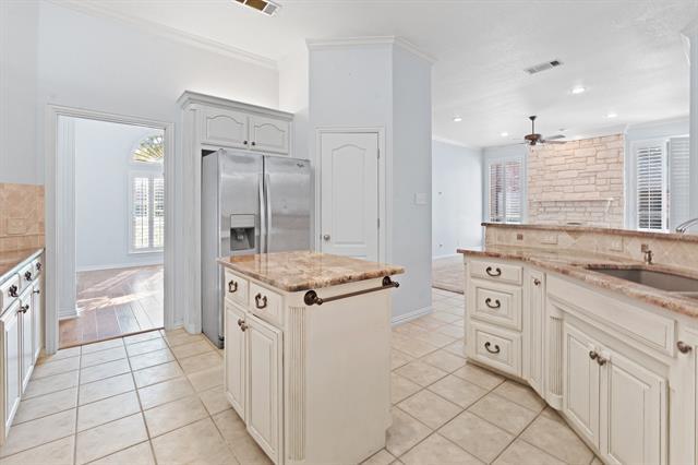 Building Photo - 4 Brookway Ct