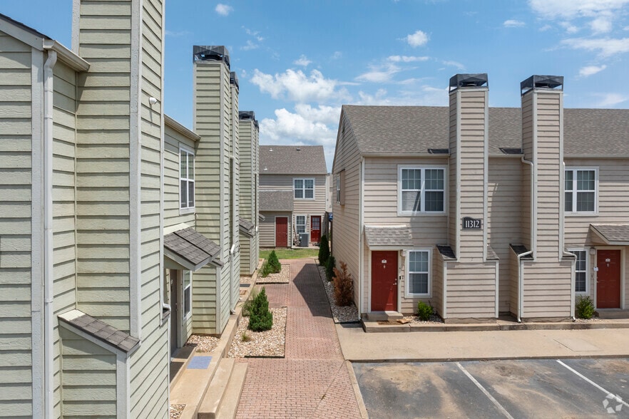 Primary Photo - Belmont Park Townhomes