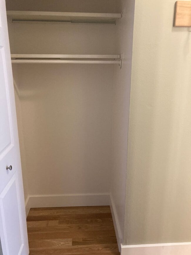 Building Photo - 3597 Nottingham Ct