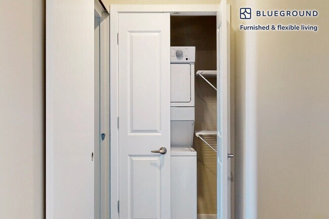 Building Photo - 79 Alexander St