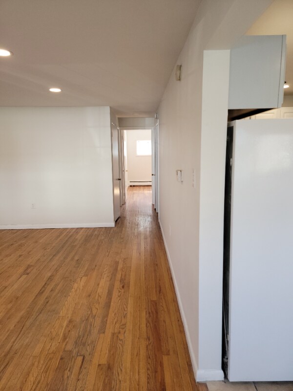 Building Photo - 2339 Boas St