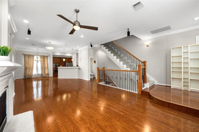 Building Photo - 3-Story Townhome in Midtown – 3BR/3.5BA with Private Balconies