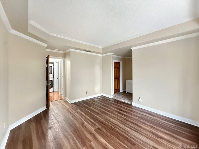 Building Photo - 70 High Point Cir