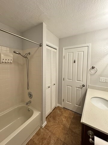 Downstairs Bathroom - 3400 Grissom Cir