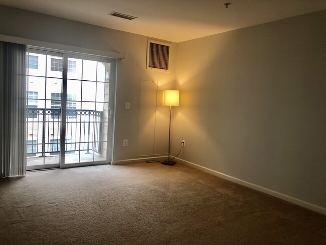 Building Photo - 2729 Gallows Rd