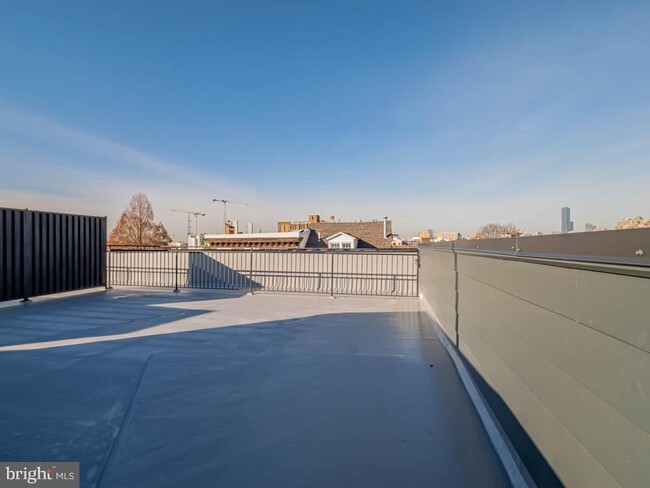 Building Photo - 769 S 10th St