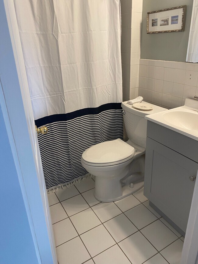 Building Photo - 50 Summit Ave