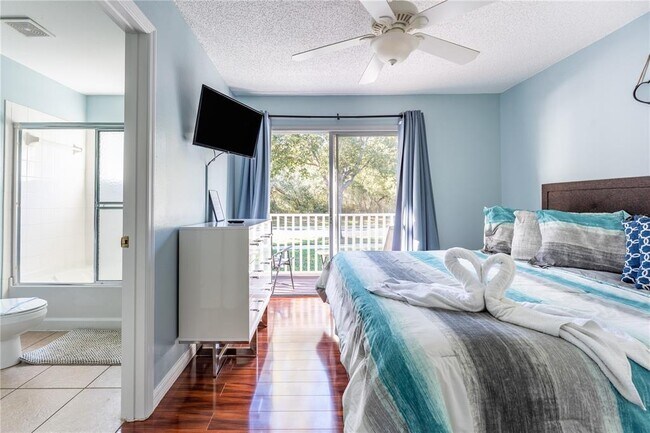 Building Photo - 2728 Sun Key Pl