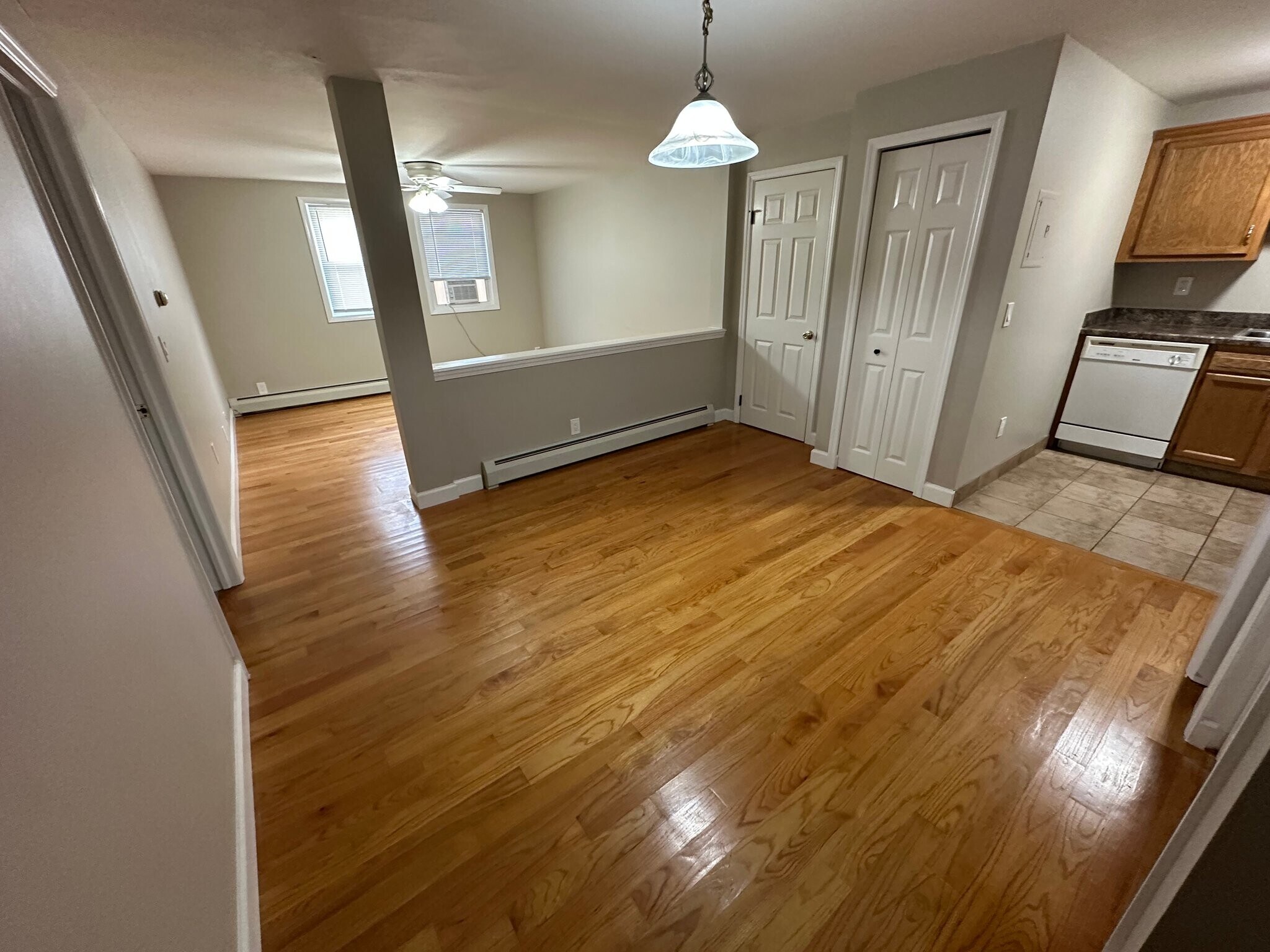 Building Photo - 49 Tappan St