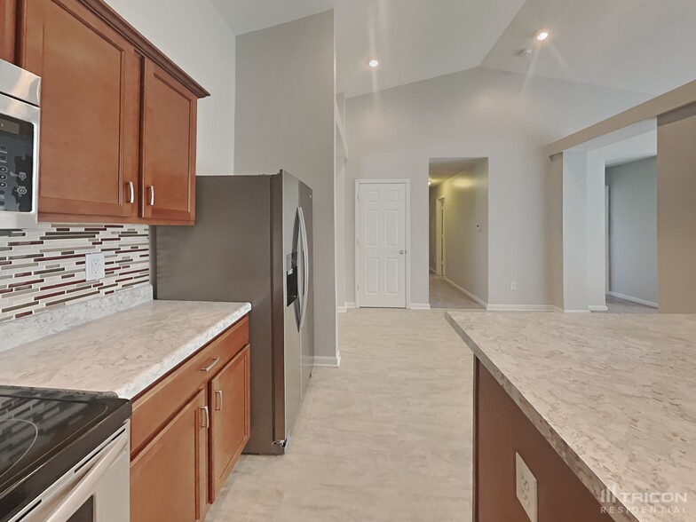 Building Photo - 5311 Tanglewood Ln