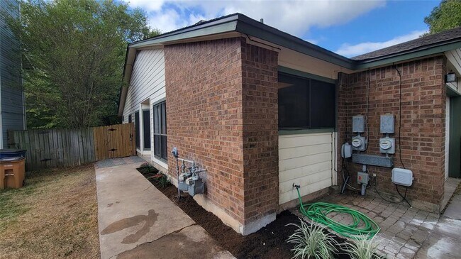 Building Photo - 9110 Sedgemoor Trail