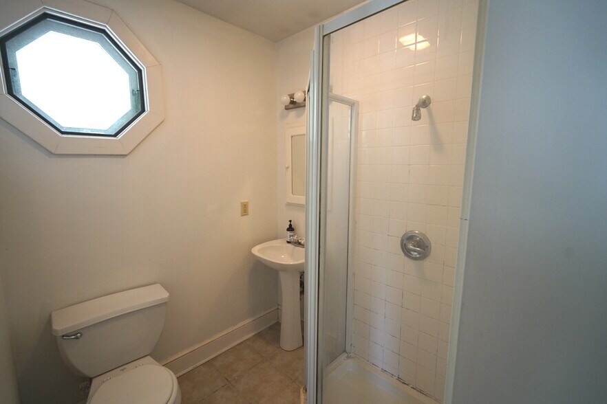 Building Photo - 942 Missouri St