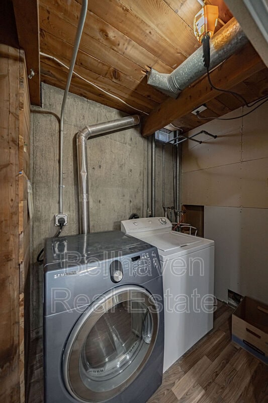 Building Photo - 618 Davidson Dr