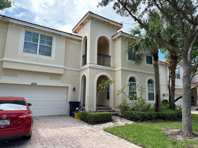 Building Photo - 8120 Bautista Way