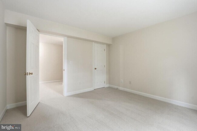 Building Photo - 1414 Hague Dr SW