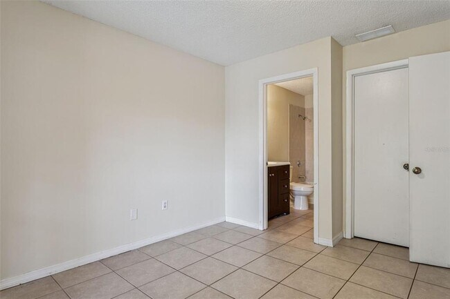 Building Photo - 8645 Fancy Finch Dr
