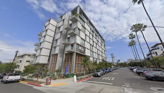 Building Photo - Call Kaya your Home, Banker's Hil!