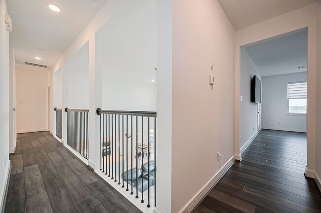 Building Photo - 18311 Licola Mdw Ln