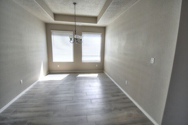 Building Photo - Amazing Voltera Home