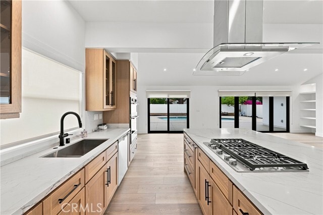 Building Photo - 17511 Leafwood Ln