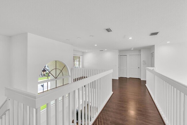 Building Photo - 10694 Wheelhouse Cir
