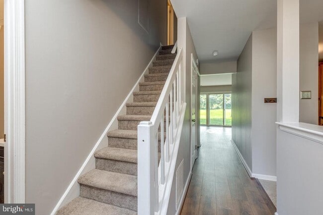 Primary Photo - 6204 Red Haven Dr