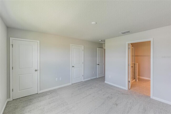 Building Photo - 19309 Blue Pond Dr