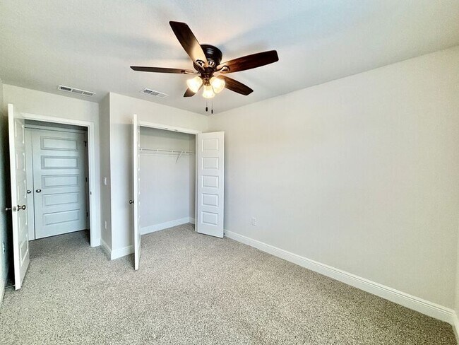 Building Photo - 4177 Pendragon Cir