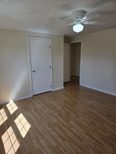 Building Photo - 10 Myles Standish Dr