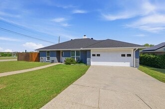 Building Photo - 1728 S Bent Tree Trail