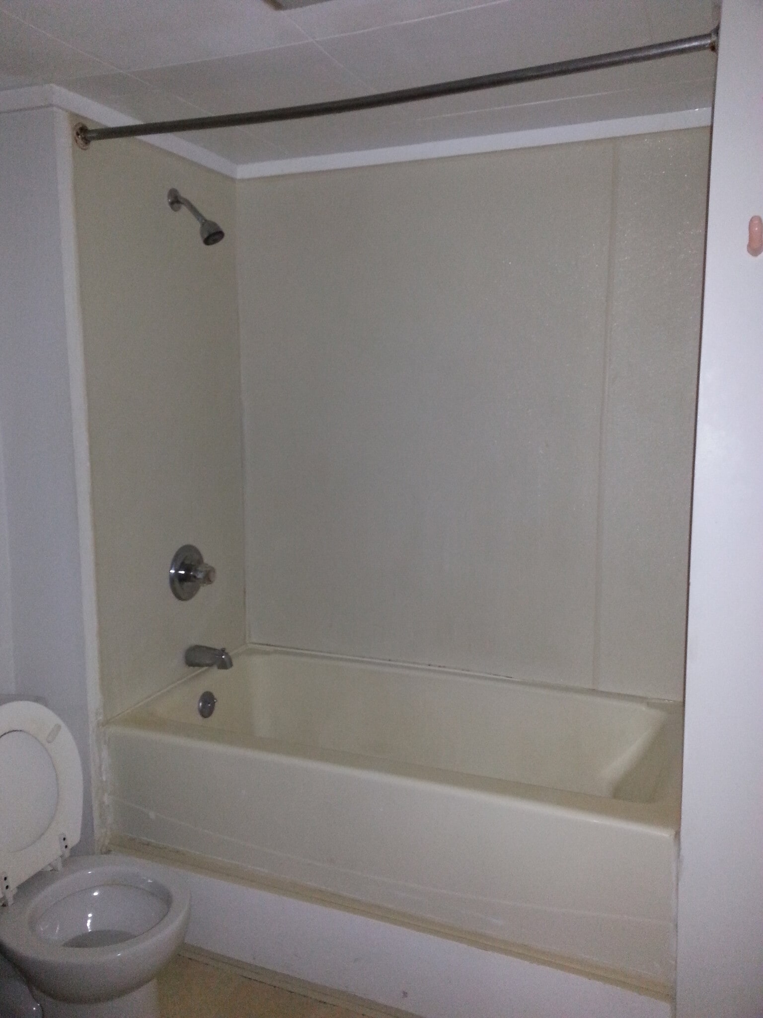 Building Photo - 188 Pine St