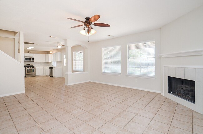 Building Photo - 3027 Texas Oak Dr