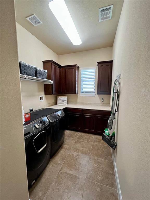 Building Photo - 422 Indianwood Dr