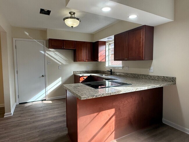 Building Photo - Northwood Village Corner Lot