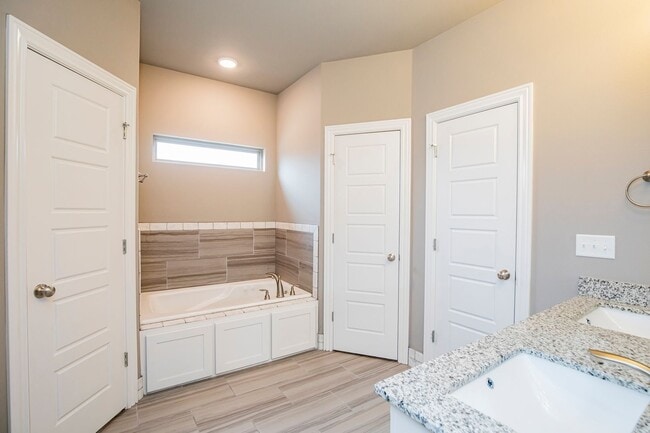 Building Photo - ***1025 Kimball Lane***