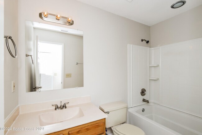 Building Photo - 1762 Eatonia St NW