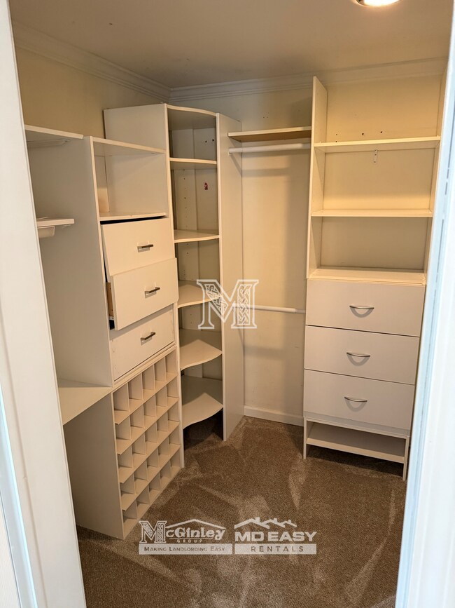 Building Photo - 2621 Fallston Rd