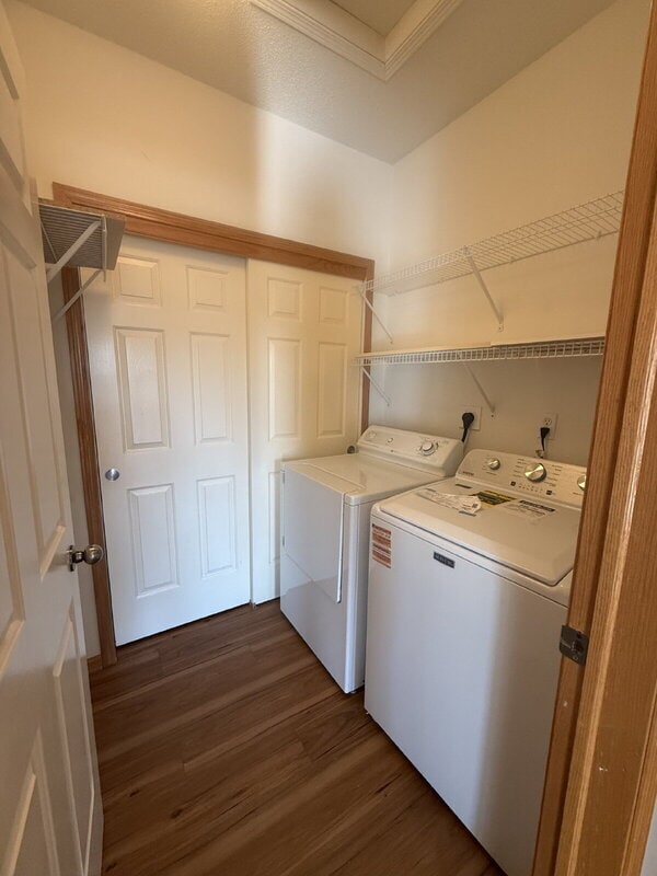 Building Photo - 1380 SE Florence Dr