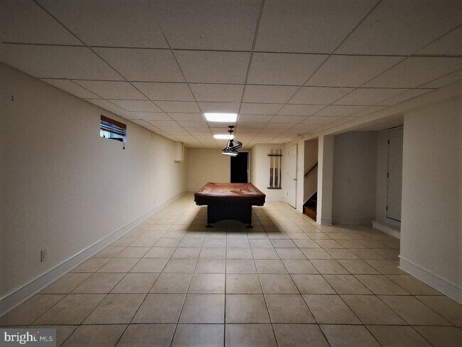 Building Photo - 4802 S Haven Dr