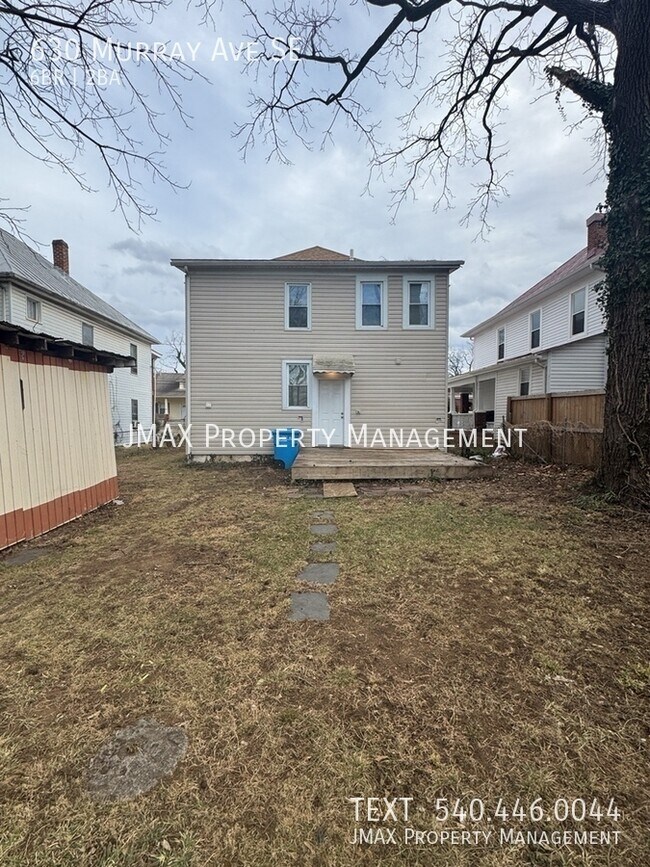 Building Photo - 630 Murray Ave SE