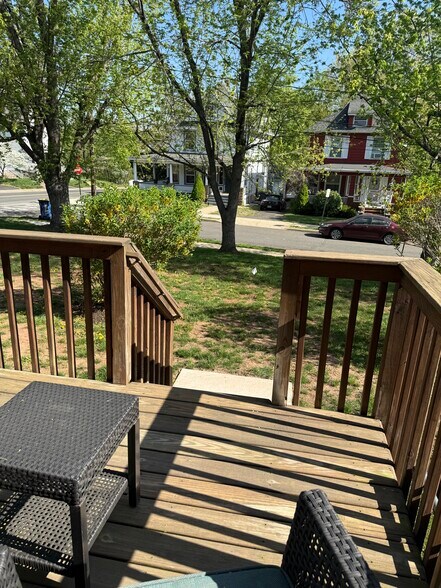 Building Photo - 118 N Bridge St