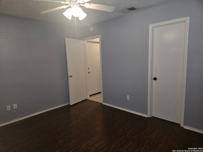 Building Photo - 10114 Terra Oak