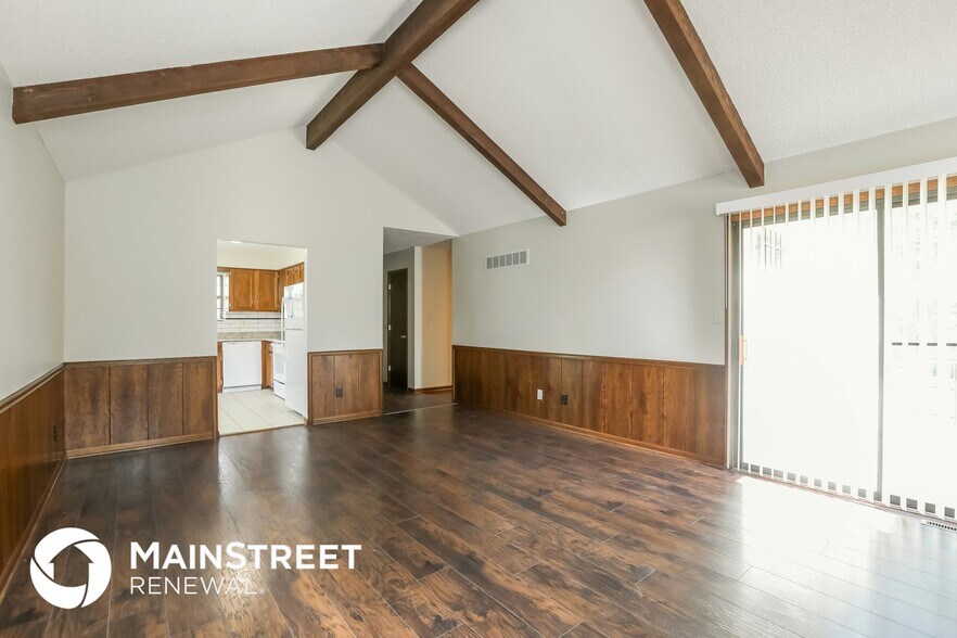 Building Photo - 1501 N Aztec Ave