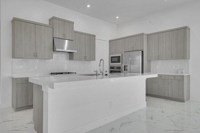 Building Photo - 9533 St Germain Dr