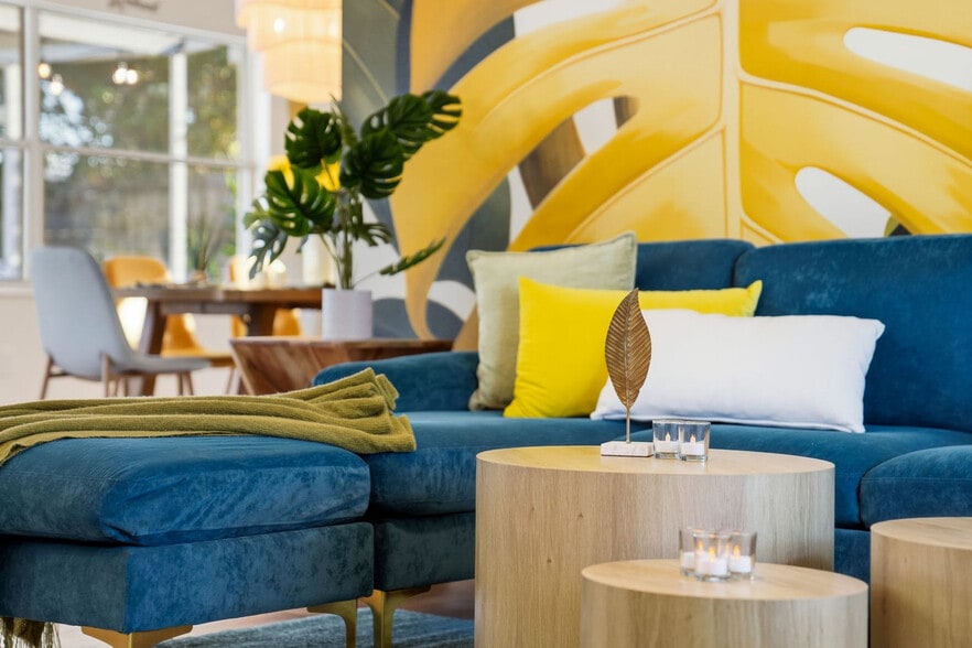 Building Photo - 3201 Southern Pkwy W