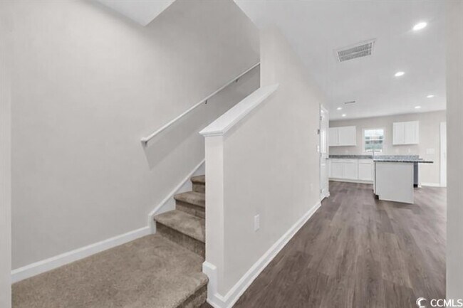Building Photo - 399 Myrtle Mdws Dr