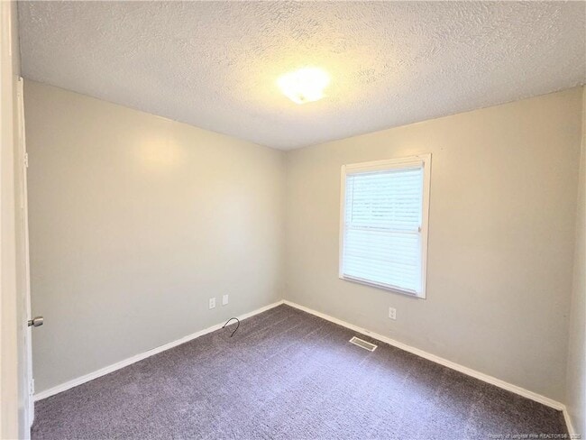 Building Photo - 425 Morley Dr