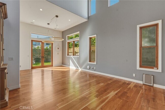 Building Photo - 6750 Andover Ln